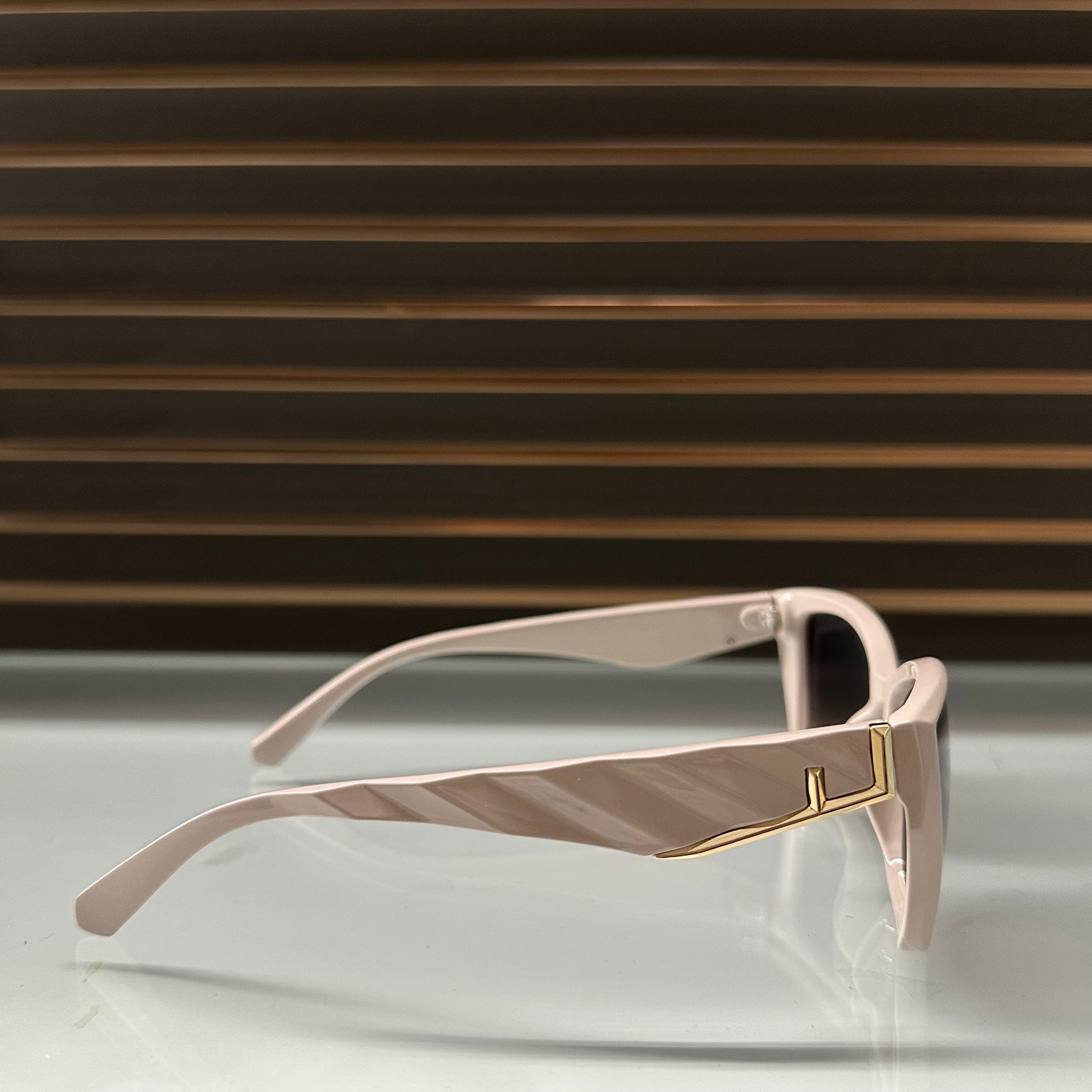 Fendi 23568 Rectangular sunglasses